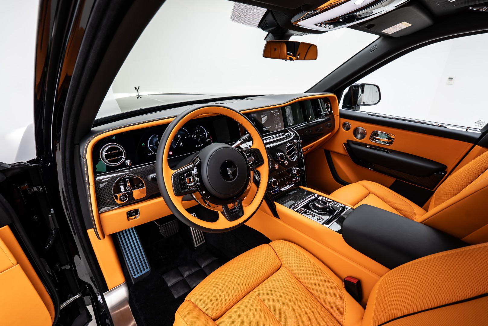 2025 ROLLS ROYCE CULLINAN | BLACK BADGE | MAIN DEALER WARRANTY AND SERVICE